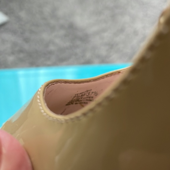 Vince Camuto Heels Leather Upper Size 7.5 - Picture 6 of 7